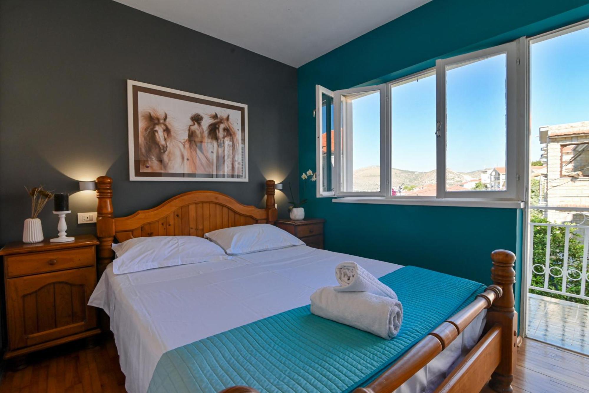 Apartment Spira Puovica Трогір Екстер'єр фото